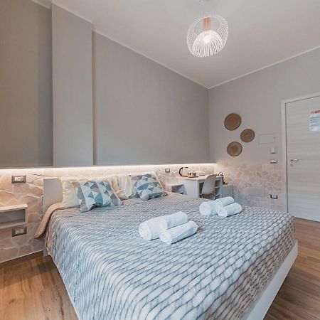 Apulia Rooms Бари Экстерьер фото