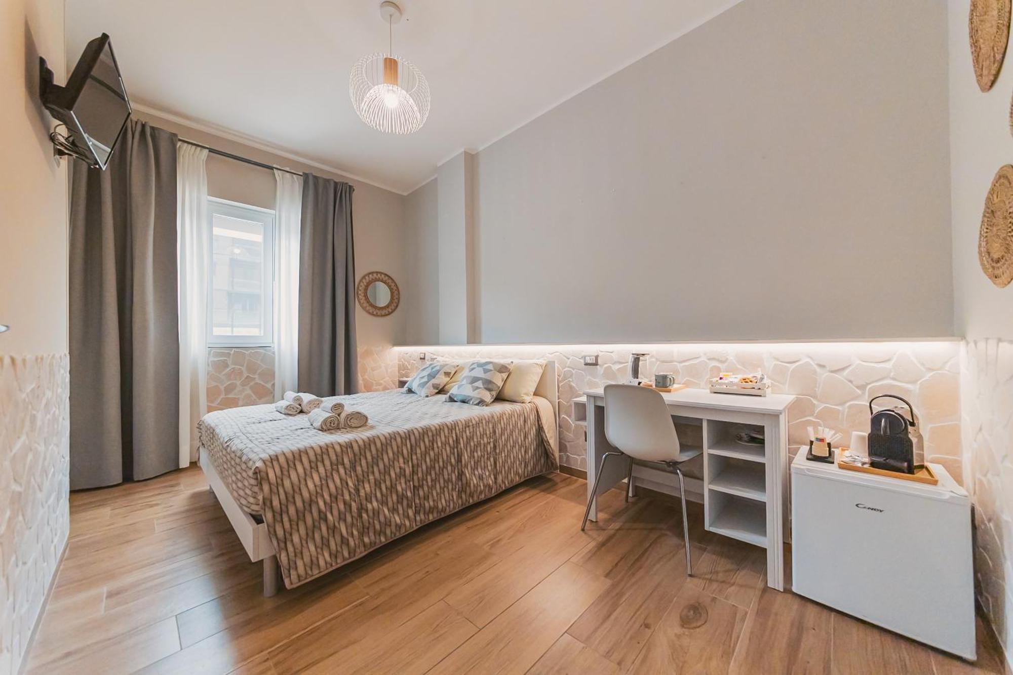 Apulia Rooms Бари Экстерьер фото