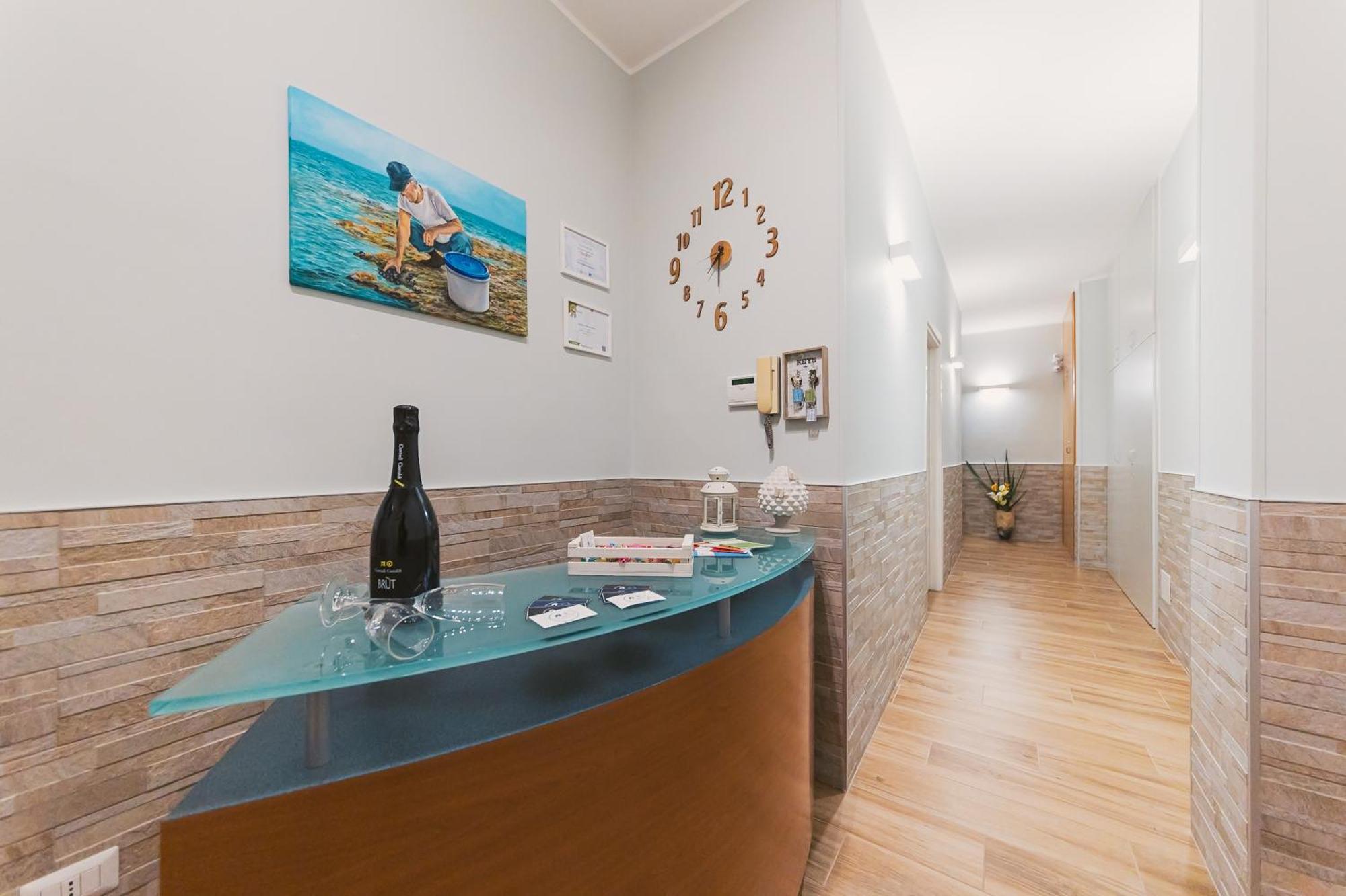 Apulia Rooms Бари Экстерьер фото
