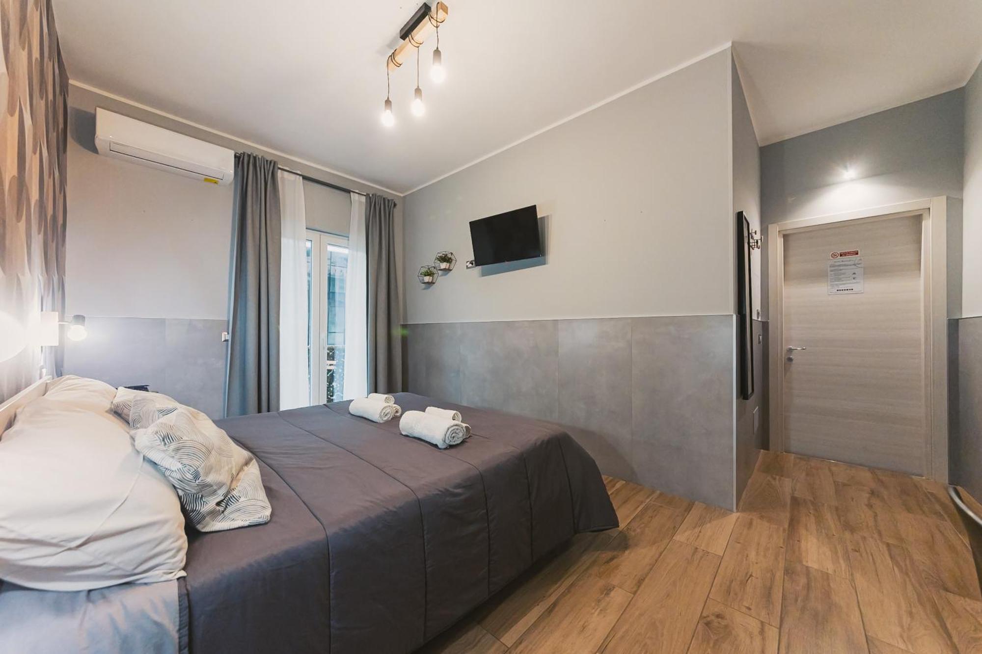 Apulia Rooms Бари Экстерьер фото