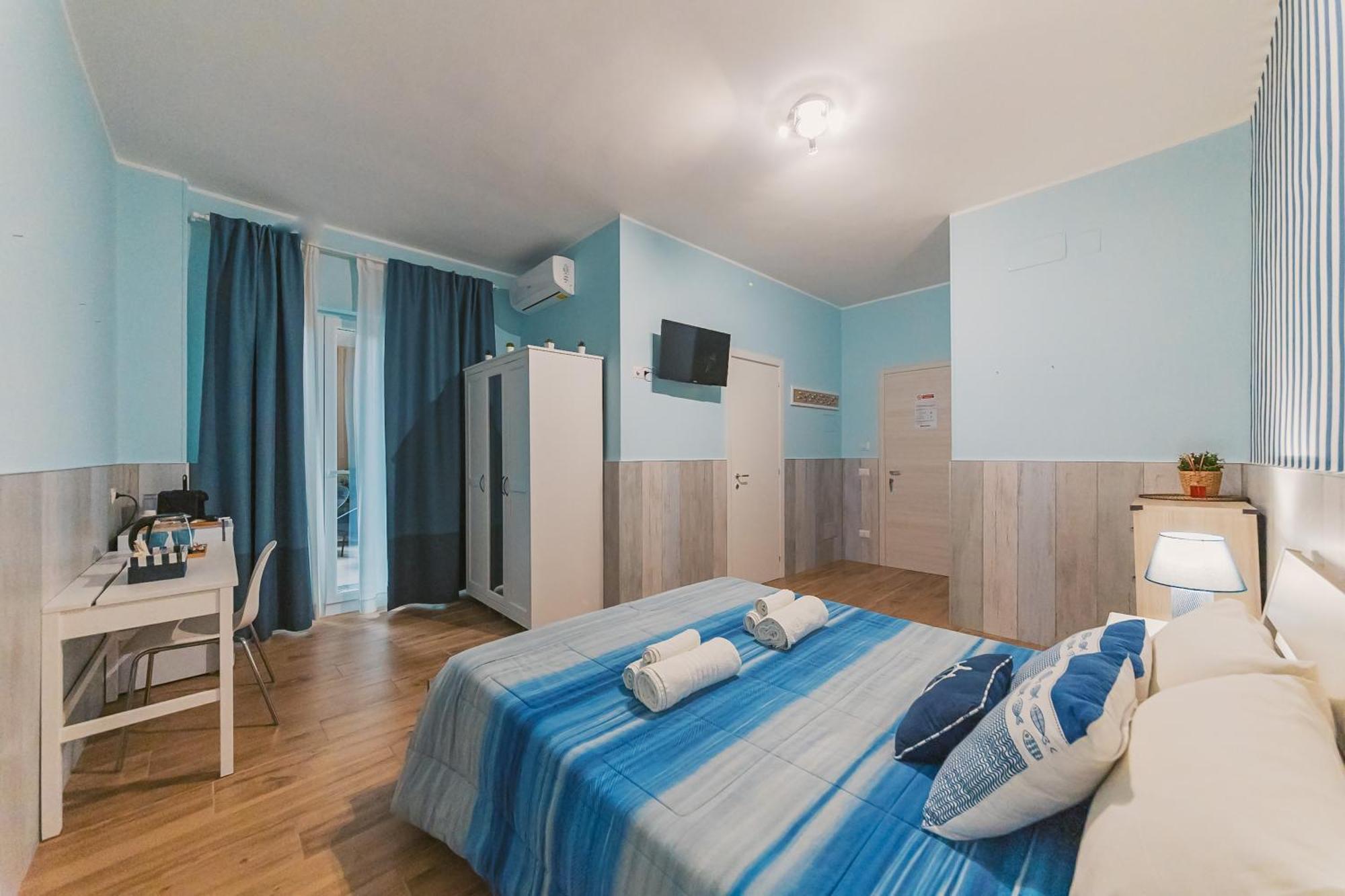 Apulia Rooms Бари Экстерьер фото