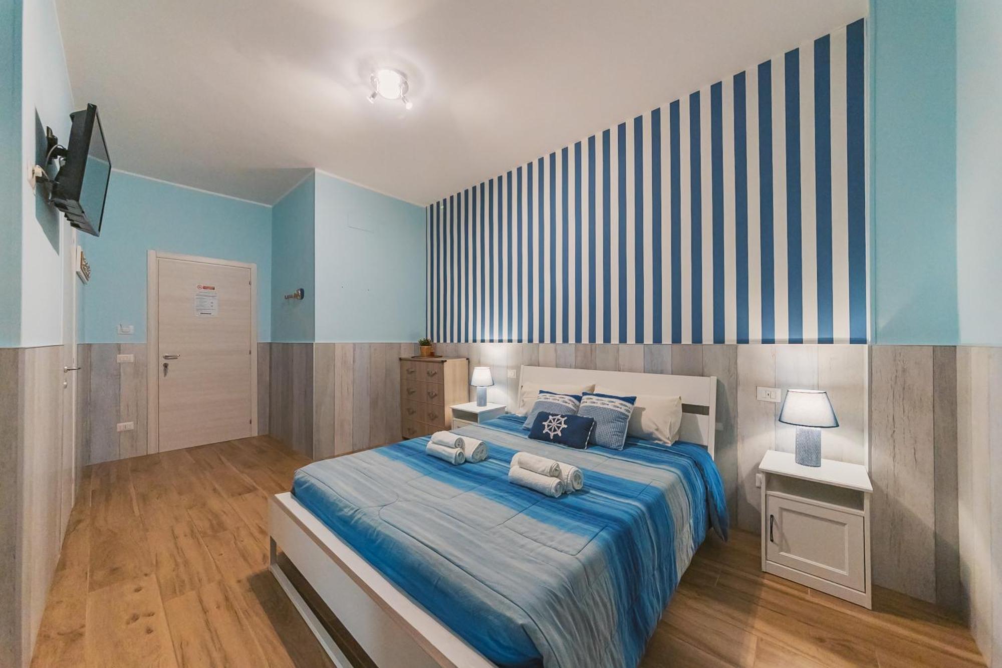 Apulia Rooms Бари Экстерьер фото